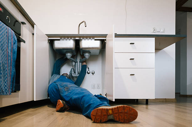 Professional Leak Detection technician working in Eau Claire, WI